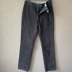 Elie Tahari fitted plain front unhemmed cordoruy